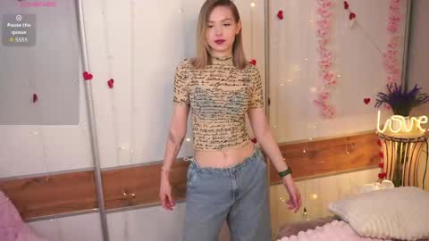 Kate online show from 04/24/26, 04:09