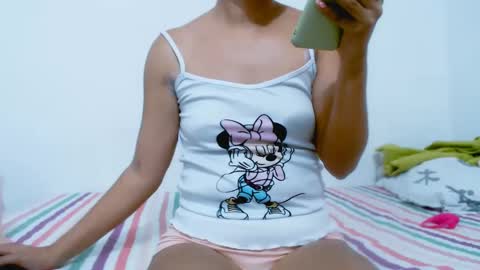 Snapshot of alyson0001 chatting on 02/20/25, 02:18 allyson online show from 02/20/25, 02:18