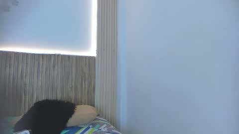 Alyson Clark0 online show from 10/02/25, 06:15