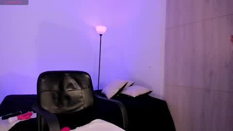 Alyson online show from 03/09/25, 01:15