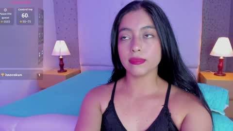 Snapshot of alysonshy chatting on 04/19/26, 06:10 Aly Shy online show from 04/19/26, 06:10