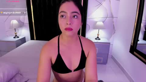 Snapshot of alysonshy chatting on 07/02/26, 04:57 Aly Shy online show from 07/02/26, 04:57