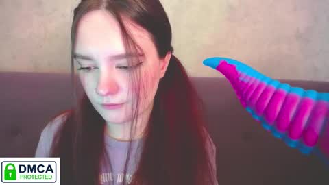 Alyssa online show from 10/22/25, 09:31