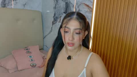 Snapshot of alyssa_park chatting on 04/27/26, 07:01 ALYSSA online show from 04/27/26, 07:01