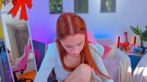 Snapshot of alyssa_smitt chatting on 02/09/25, 08:33 alyssa_smitt online show from 02/09/25, 08:33