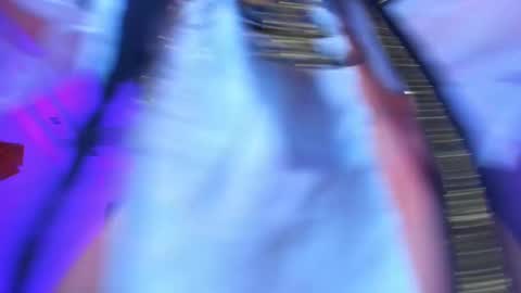 Snapshot of alyssa_smitt chatting on 02/21/25, 02:17 alyssa_smitt online show from 02/21/25, 02:17