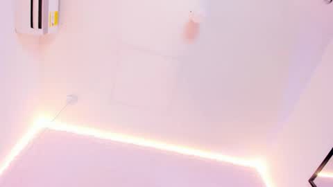 Snapshot of alyssa_vargas chatting on 01/11/26, 05:07 alyssa online show from 01/11/26, 05:07