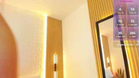 Snapshot of alyssa_vargas chatting on 03/29/26, 06:02 alyssa online show from 03/29/26, 06:02