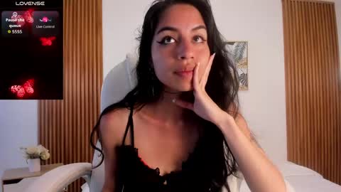 Snapshot of alyssabeauty_ chatting on 04/24/26, 09:17 alyssabeauty_ online show from 04/24/26, 09:17