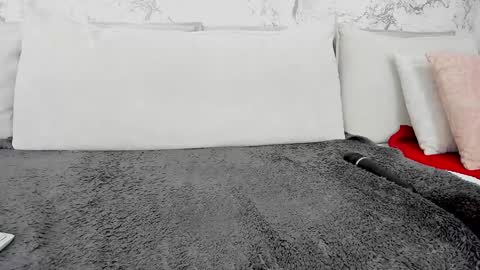 Snapshot of alyssamillan chatting on 01/26/25, 11:28 alysamillan online show from 01/26/25, 11:28