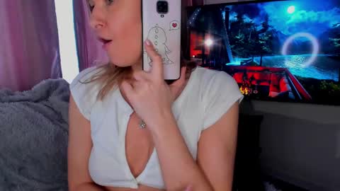 Alyssa  I will be online December 2 at 2000 UTC  online show from 03/07/25, 08:56