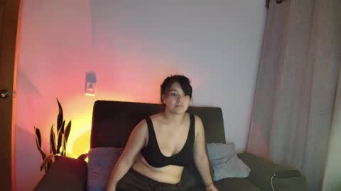 Snapshot of alyssia_wolds_1 chatting on 06/09/26, 01:17 alyssia wolds online show from 06/09/26, 01:17