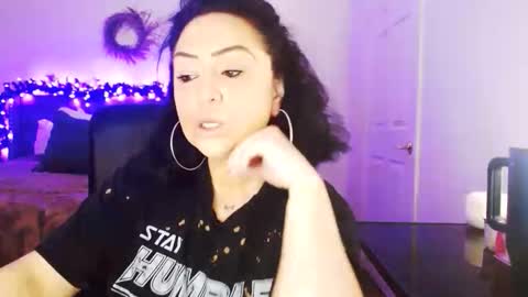 Snapshot of alyssiaamorexo chatting on 02/27/26, 09:26 Alyssiaamorexo online show from 02/27/26, 09:26