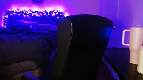 Snapshot of alyssiaamorexo chatting on 03/11/26, 12:22 Alyssiaamorexo online show from 03/11/26, 12:22