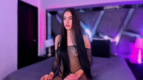 Snapshot of alysslender chatting on 11/09/25, 03:16 Alys online show from 11/09/25, 03:16