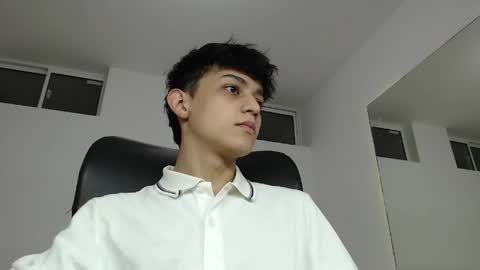 Snapshot of alyxen chatting on 03/31/26, 07:58 alyxen online show from 03/31/26, 07:58