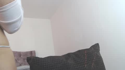 Snapshot of amadamar chatting on 03/07/25, 09:59 valentia online show from 03/07/25, 09:59