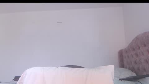 Snapshot of amadamar chatting on 09/27/25, 09:53 valentia online show from 09/27/25, 09:53