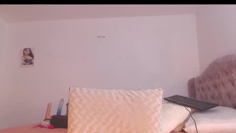 Snapshot of amadamar chatting on 11/01/25, 02:02 valentia online show from 11/01/25, 02:02