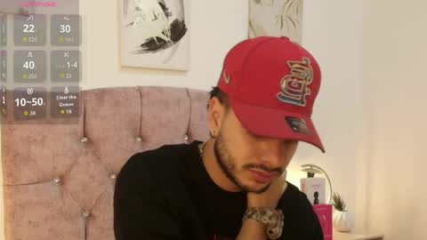 Snapshot of amadeo_wild chatting on 04/14/26, 04:07 Amadeo Wild online show from 04/14/26, 04:07