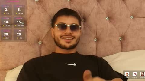 Snapshot of amadeo_wild chatting on 04/15/26, 04:19 Amadeo Wild online show from 04/15/26, 04:19