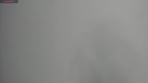 Snapshot of amaia_baez chatting on 12/13/25, 07:53 AMAIA online show from 12/13/25, 07:53