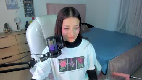 B I A N C A online show from 02/06/25, 04:10