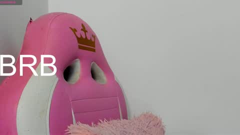 Snapshot of amaia_mendoza chatting on 01/27/25, 08:17 Amaia Mendoza online show from 01/27/25, 08:17