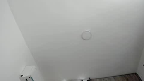 Snapshot of amaia_mendoza chatting on 02/19/25, 05:06 Amaia Mendoza online show from 02/19/25, 05:06