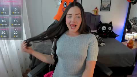 Hi Im AmaiaHelp me reach 100 likes online show from 10/23/25, 07:56