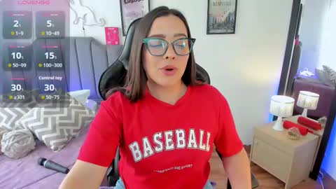 Hi Im AmaiaHelp me reach 100 likes online show from 03/15/26, 07:31