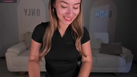 Snapshot of amaiahaywood chatting on 10/31/25, 07:59 Amaia Haywood online show from 10/31/25, 07:59