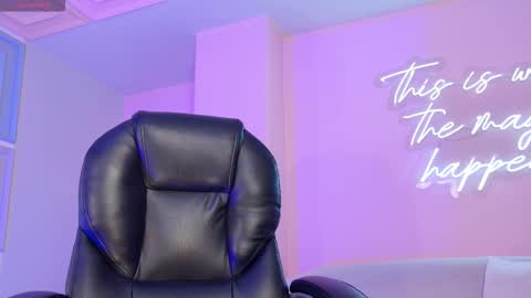 Snapshot of amaiahaywood chatting on 11/12/25, 05:19 Amaia Haywood online show from 11/12/25, 05:19