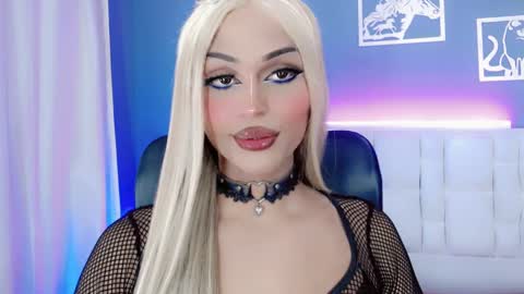 amal_baddel_ online show from 01/15/25, 07:15