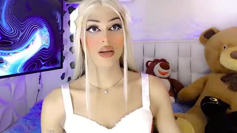 amal_baddel_ online show from 02/28/25, 11:36