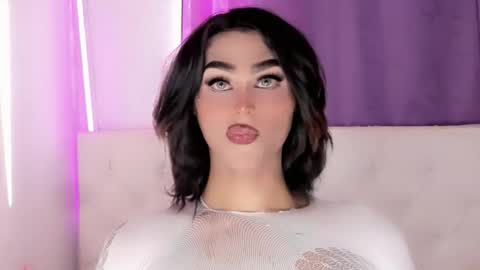 Snapshot of amal_baddel_ chatting on 03/15/26, 09:10 amal_baddel_ online show from 03/15/26, 09:10