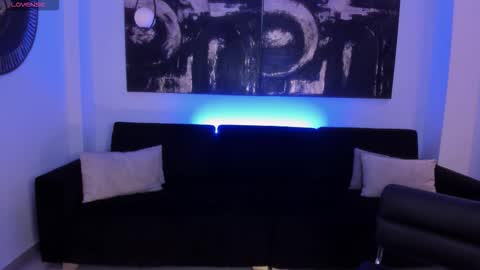 Snapshot of amalia_cruss chatting on 10/29/25, 09:38 Amalia cruss online show from 10/29/25, 09:38