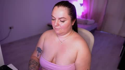 Snapshot of amalia_minkxx chatting on 05/28/26, 04:15 amalia_minkxx online show from 05/28/26, 04:15