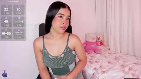 Snapshot of amaliaandrade chatting on 09/09/25, 05:07 Amalia    real MIA  online show from 09/09/25, 05:07
