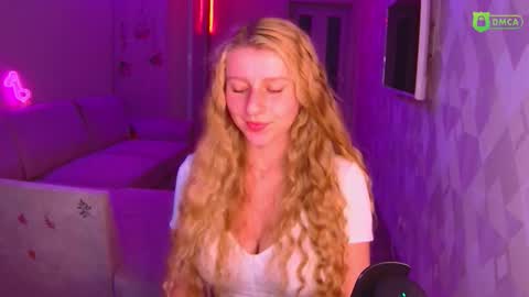 Amalia online show from 10/27/25, 02:21