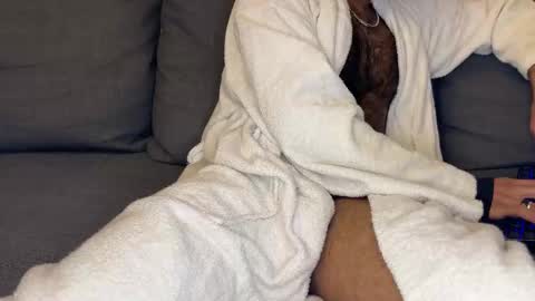 Snapshot of amalik_yoazz chatting on 11/20/25, 01:33 amalik_yoazz online show from 11/20/25, 01:33