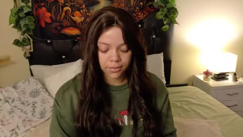         online show from 10/08/25, 12:03