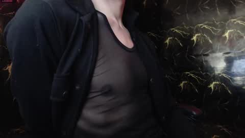 Snapshot of amand_sex chatting on 09/16/25, 02:23 amand_sex online show from 09/16/25, 02:23