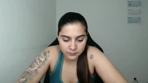 Snapshot of amanda5star chatting on 03/16/26, 10:03 The queen of the biceps online show from 03/16/26, 10:03