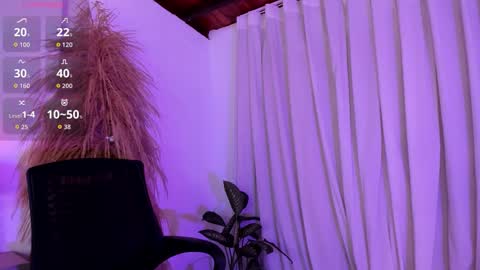 Luisa online show from 10/15/25, 02:11