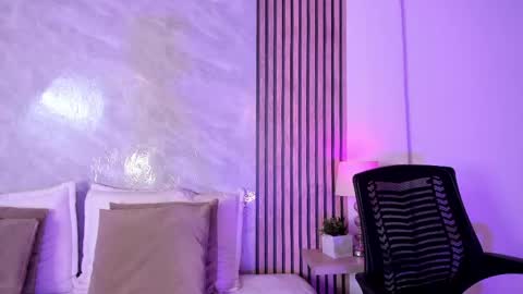 Luisa online show from 05/31/26, 01:03