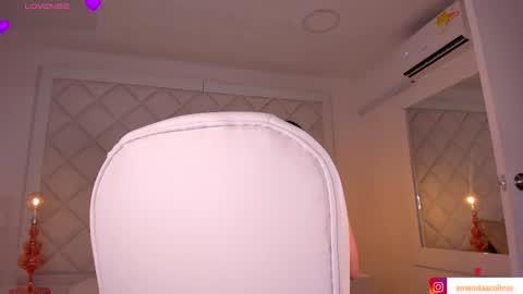 Amanda online show from 10/19/25, 04:35