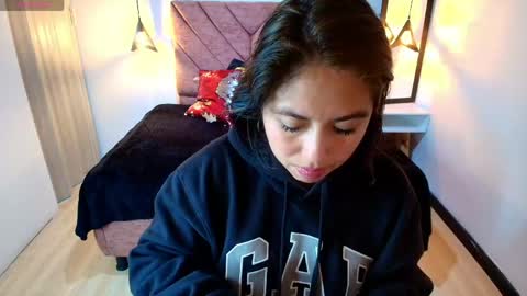 Snapshot of amanda_fox__ chatting on 04/15/26, 08:20 AMANDA FOX online show from 04/15/26, 08:20