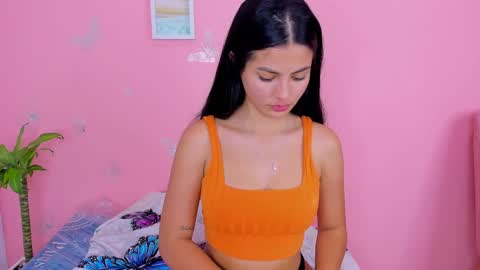 Thalia online show from 12/24/24, 04:55