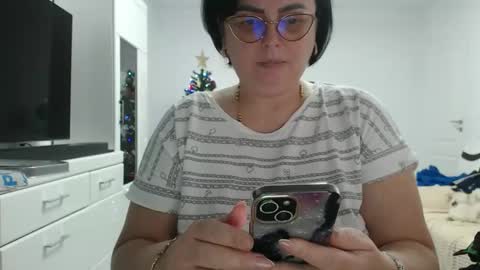 Anda .. online show from 12/21/25, 10:00